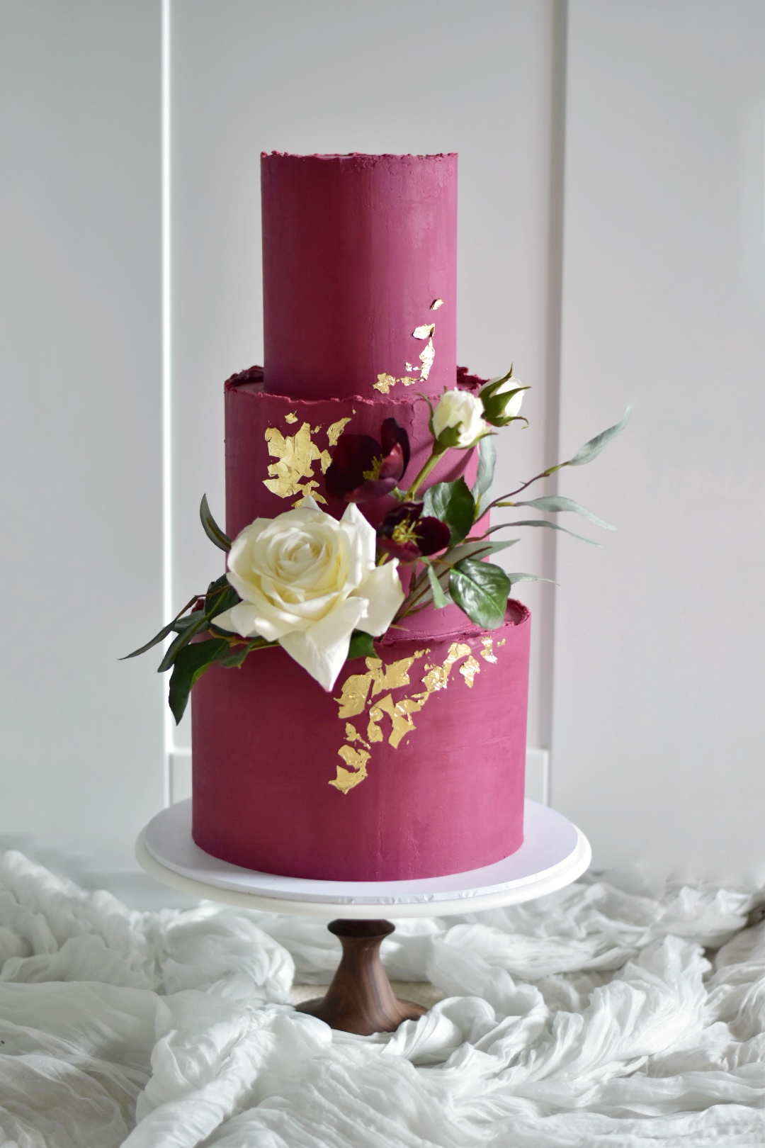 Burgundy Wedding Cake with Fresh Flowers No.W012 - Creative Cakes