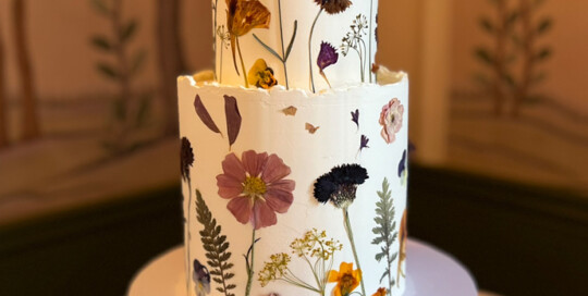 Rebecca-Jasper-pressed-flower-wedding-cake-two-tier-the-george-in-rye