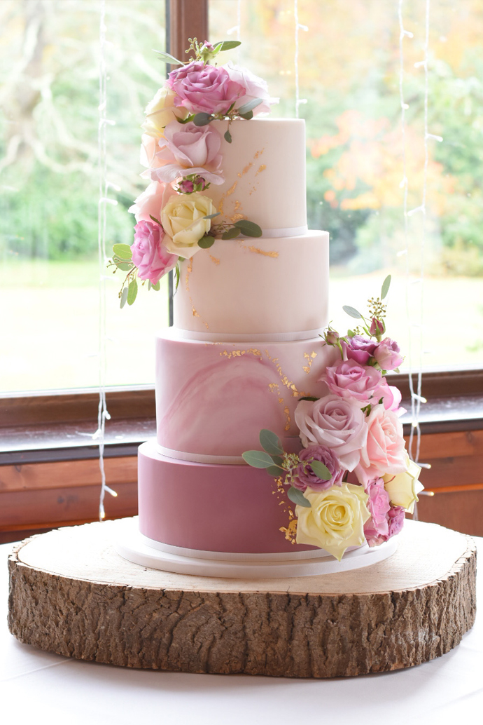 julia & russell the ravenswood elegant wedding cake east sussex