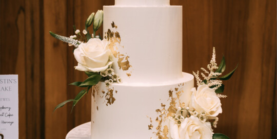 elegant wedding cake pelham house lewes